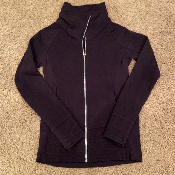 Women’s Lululemon Funnel Neck Full Zip - Picture 2 of 6